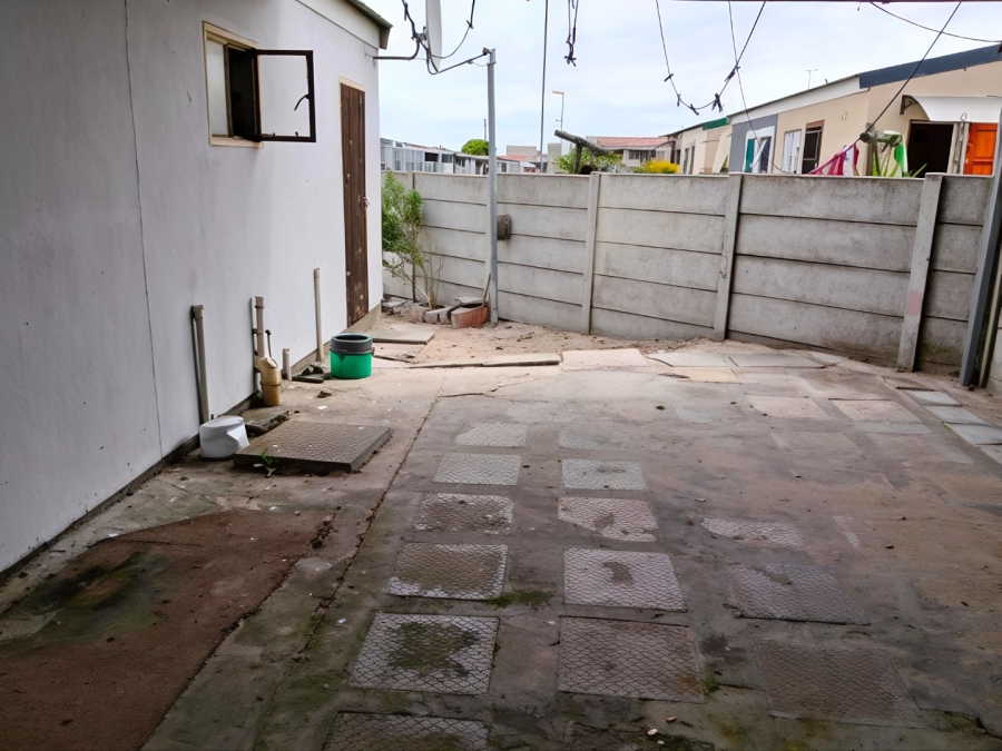 2 Bedroom Property for Sale in Silwood Heights Western Cape